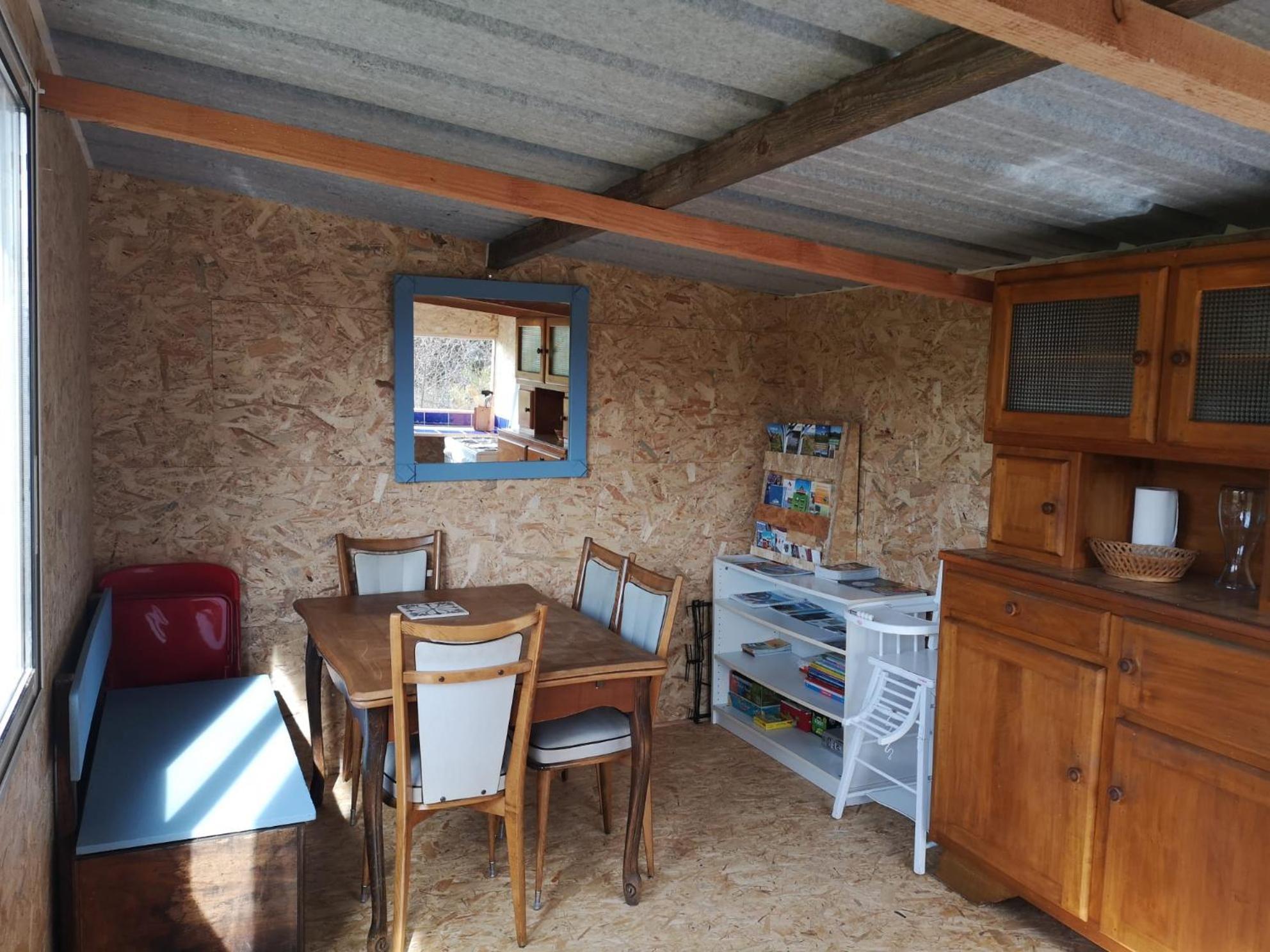 Sous Les Toiles De Pautilou Hotel Molles Bagian luar foto
